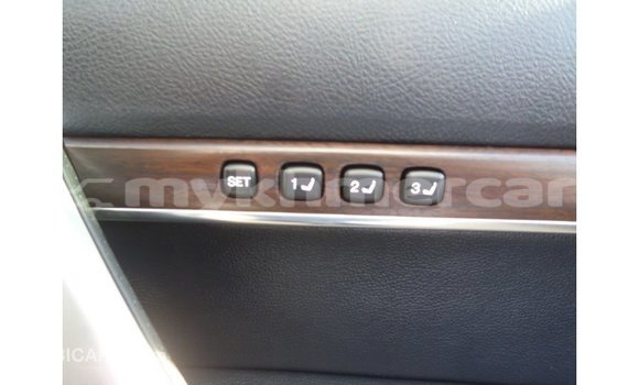 Acheter Import Voiture Toyota Land Cruiser Autre à Import - Dubai, Kampot Province Acheter Import Voiture Toyota Land Cruiser Autre à Import - Dubai, Kampot Province