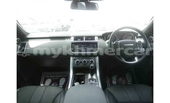 Buy Import Land Rover Range Rover Green Car in Import - Dubai in Kampot Province Buy Import Land Rover Range Rover Green Car in Import - Dubai in Kampot Province