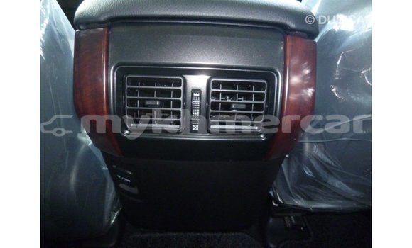 Acheter Import Voiture Toyota Prado Blanc à Import - Dubai, Kampot Province Acheter Import Voiture Toyota Prado Blanc à Import - Dubai, Kampot Province