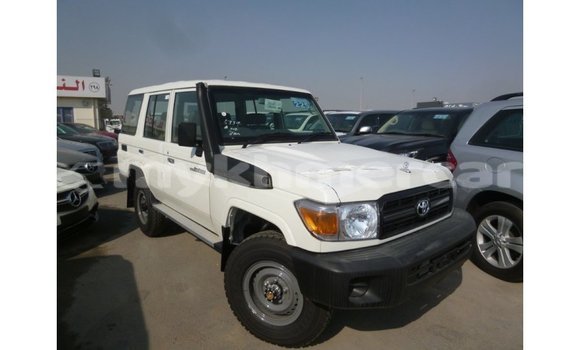 ទិញ នាំចូល Toyota Land Cruiser White ឡាន} ក្នុង Import - Dubai ក្នុង Kampot Province ទិញ នាំចូល Toyota Land Cruiser White ឡាន} ក្នុង Import - Dubai ក្នុង Kampot Province
