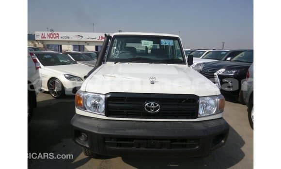 ទិញ នាំចូល Toyota Land Cruiser White ឡាន} ក្នុង Import - Dubai ក្នុង Kampot Province ទិញ នាំចូល Toyota Land Cruiser White ឡាន} ក្នុង Import - Dubai ក្នុង Kampot Province