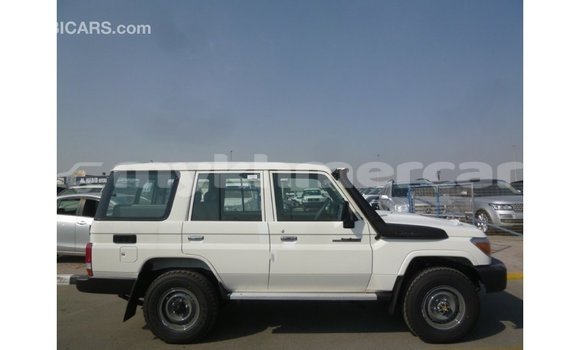ទិញ នាំចូល Toyota Land Cruiser White ឡាន} ក្នុង Import - Dubai ក្នុង Kampot Province ទិញ នាំចូល Toyota Land Cruiser White ឡាន} ក្នុង Import - Dubai ក្នុង Kampot Province