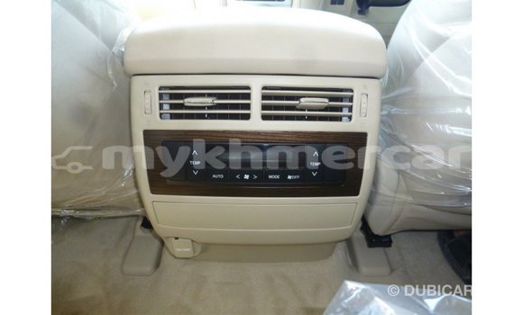 ទិញ នាំចូល Toyota Land Cruiser White ឡាន} ក្នុង Import - Dubai ក្នុង Kampot Province ទិញ នាំចូល Toyota Land Cruiser White ឡាន} ក្នុង Import - Dubai ក្នុង Kampot Province