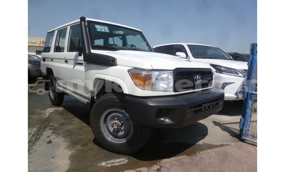 ទិញ នាំចូល Toyota Land Cruiser White ឡាន} ក្នុង Import - Dubai ក្នុង Kampot Province ទិញ នាំចូល Toyota Land Cruiser White ឡាន} ក្នុង Import - Dubai ក្នុង Kampot Province