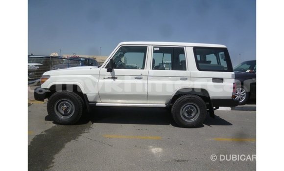 ទិញ នាំចូល Toyota Land Cruiser White ឡាន} ក្នុង Import - Dubai ក្នុង Kampot Province ទិញ នាំចូល Toyota Land Cruiser White ឡាន} ក្នុង Import - Dubai ក្នុង Kampot Province