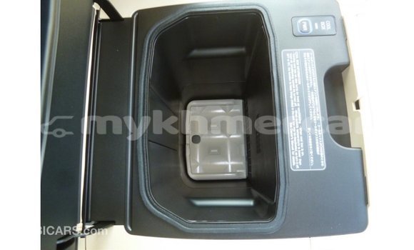 Acheter Import Voiture Lexus LX Noir à Import - Dubai, Kampot Province Acheter Import Voiture Lexus LX Noir à Import - Dubai, Kampot Province