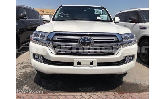 ទិញ នាំចូល Toyota Land Cruiser White ឡាន} ក្នុង Import - Dubai ក្នុង Kampot Province ទិញ នាំចូល Toyota Land Cruiser White ឡាន} ក្នុង Import - Dubai ក្នុង Kampot Province