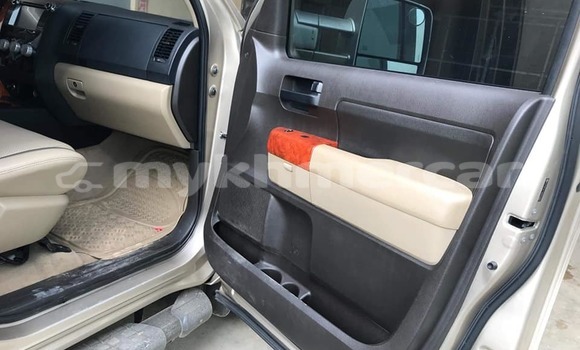 Buy Used Toyota Tundra Other Car in Phnom Penh in Phnom Penh Buy Used Toyota Tundra Other Car in Phnom Penh in Phnom Penh