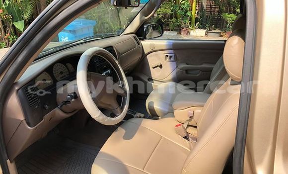 Acheter Occasion Voiture Toyota Tacoma Beige à Phnom Penh, Phnom Penh Acheter Occasion Voiture Toyota Tacoma Beige à Phnom Penh, Phnom Penh