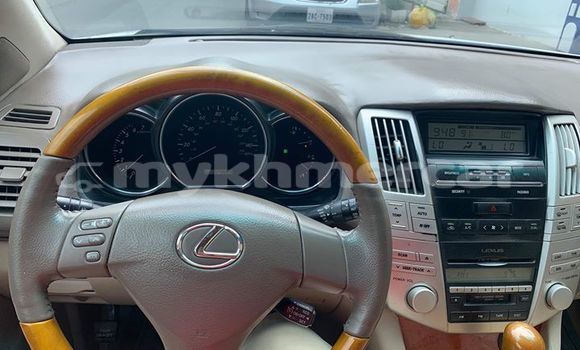ទិញ បានប្រើ Lexus RX 330 White ឡាន} ក្នុង Phnom Penh ក្នុង Phnom Penh ទិញ បានប្រើ Lexus RX 330 White ឡាន} ក្នុង Phnom Penh ក្នុង Phnom Penh