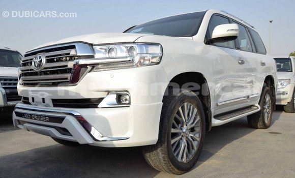 Buy Import Toyota Land Cruiser White Car in Import - Dubai in Kampot Province Buy Import Toyota Land Cruiser White Car in Import - Dubai in Kampot Province