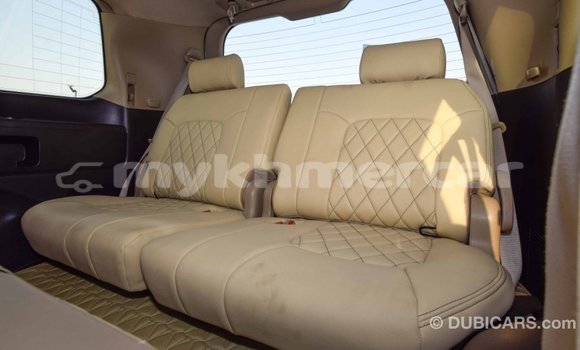 Buy Import Toyota Land Cruiser White Car in Import - Dubai in Kampot Province Buy Import Toyota Land Cruiser White Car in Import - Dubai in Kampot Province