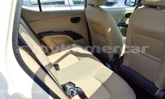 Buy Import Hyundai i10 Beige Car in Import - Dubai in Kampot Province Buy Import Hyundai i10 Beige Car in Import - Dubai in Kampot Province