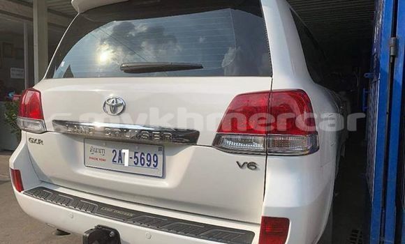 ទិញ បានប្រើ Toyota Land Cruiser Prado White ឡាន} ក្នុង Phnom Penh ក្នុង Phnom Penh ទិញ បានប្រើ Toyota Land Cruiser Prado White ឡាន} ក្នុង Phnom Penh ក្នុង Phnom Penh