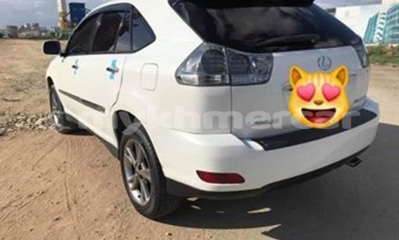 Acheter Occasion Voiture Lexus RX Blanc à Phnom Penh, Phnom Penh Acheter Occasion Voiture Lexus RX Blanc à Phnom Penh, Phnom Penh