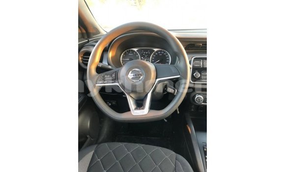 Acheter Import Utilitaire Nissan Evalia Noir à Import - Dubai, Kampot Province Acheter Import Utilitaire Nissan Evalia Noir à Import - Dubai, Kampot Province