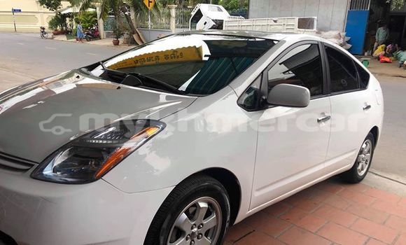 Acheter Occasion Voiture Toyota Prius Blanc à Phnom Penh, Phnom Penh Acheter Occasion Voiture Toyota Prius Blanc à Phnom Penh, Phnom Penh