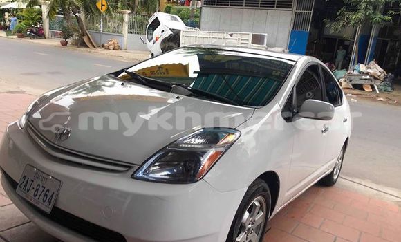 Acheter Occasion Voiture Toyota Prius Blanc à Phnom Penh, Phnom Penh Acheter Occasion Voiture Toyota Prius Blanc à Phnom Penh, Phnom Penh