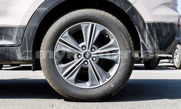 Acheter Import Voiture Hyundai Creta Beige à Import - Dubai, Kampot Province Acheter Import Voiture Hyundai Creta Beige à Import - Dubai, Kampot Province