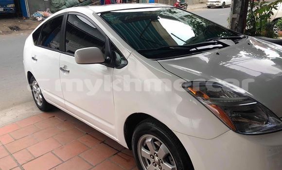 Acheter Occasion Voiture Toyota Prius Blanc à Phnom Penh, Phnom Penh Acheter Occasion Voiture Toyota Prius Blanc à Phnom Penh, Phnom Penh