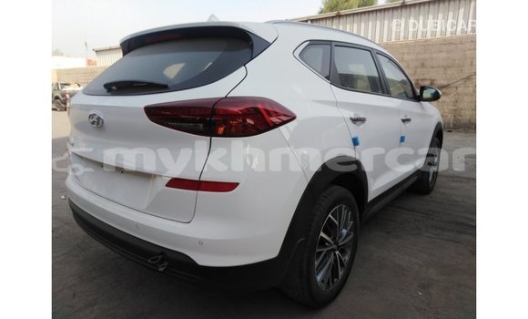 ទិញ នាំចូល Hyundai Tucson White ឡាន} ក្នុង Import - Dubai ក្នុង Kampot Province ទិញ នាំចូល Hyundai Tucson White ឡាន} ក្នុង Import - Dubai ក្នុង Kampot Province