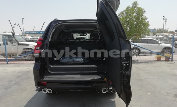 Buy New Toyota Prado Black Car in Amleang in Kampong Speu Province Buy New Toyota Prado Black Car in Amleang in Kampong Speu Province
