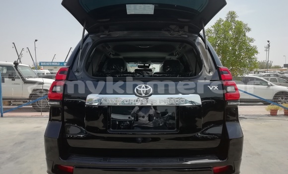 Buy New Toyota Prado Black Car in Amleang in Kampong Speu Province Buy New Toyota Prado Black Car in Amleang in Kampong Speu Province