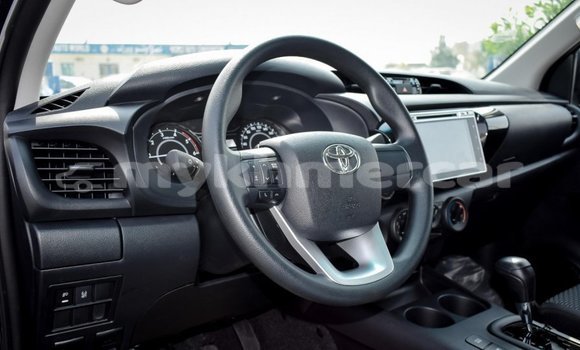 Buy New Toyota Hilux Black Car in Amleang in Kampong Speu Province Buy New Toyota Hilux Black Car in Amleang in Kampong Speu Province