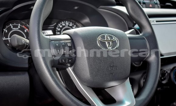 Buy New Toyota Hilux Black Car in Amleang in Kampong Speu Province Buy New Toyota Hilux Black Car in Amleang in Kampong Speu Province