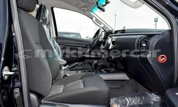 Buy New Toyota Hilux Black Car in Amleang in Kampong Speu Province Buy New Toyota Hilux Black Car in Amleang in Kampong Speu Province