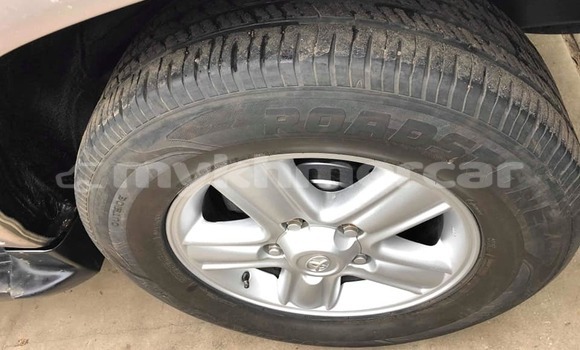 Buy Used Toyota Land Cruiser Silver Car in Phnom Penh in Phnom Penh Buy Used Toyota Land Cruiser Silver Car in Phnom Penh in Phnom Penh