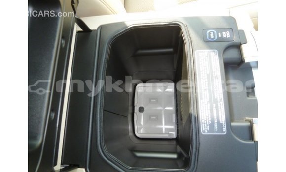 Acheter Import Voiture Toyota Land Cruiser Noir à Import - Dubai, Kampot Province Acheter Import Voiture Toyota Land Cruiser Noir à Import - Dubai, Kampot Province