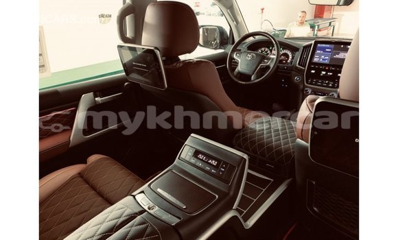 Buy Import Toyota Land Cruiser Black Car in Import - Dubai in Kampot Province Buy Import Toyota Land Cruiser Black Car in Import - Dubai in Kampot Province