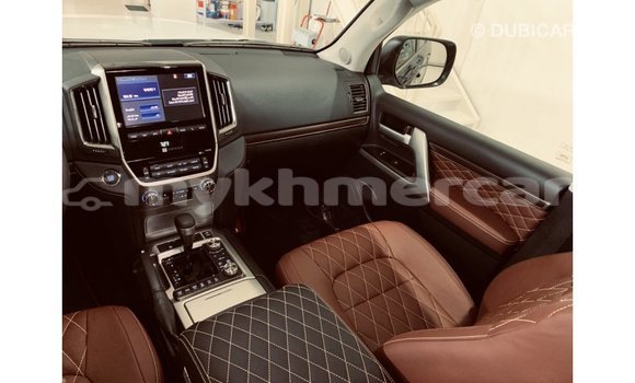Buy Import Toyota Land Cruiser Black Car in Import - Dubai in Kampot Province Buy Import Toyota Land Cruiser Black Car in Import - Dubai in Kampot Province