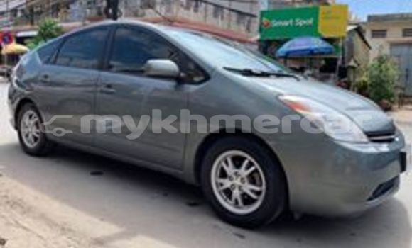 Buy Used Toyota Prius Other Car in Phnom Penh in Phnom Penh Buy Used Toyota Prius Other Car in Phnom Penh in Phnom Penh
