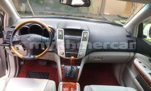 Buy Used Lexus RX 330 White Car in Phnom Penh in Phnom Penh Buy Used Lexus RX 330 White Car in Phnom Penh in Phnom Penh