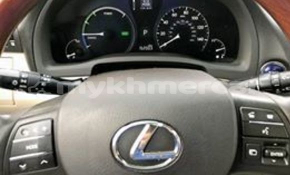 Buy Used Lexus RX White Car in Phnom Penh in Phnom Penh Buy Used Lexus RX White Car in Phnom Penh in Phnom Penh