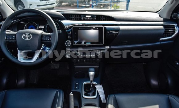 Buy New Toyota Hilux Black Car in Amleang in Kampong Speu Province Buy New Toyota Hilux Black Car in Amleang in Kampong Speu Province