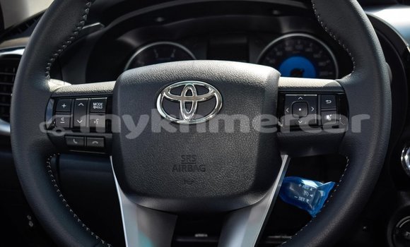 Buy New Toyota Hilux Black Car in Amleang in Kampong Speu Province Buy New Toyota Hilux Black Car in Amleang in Kampong Speu Province