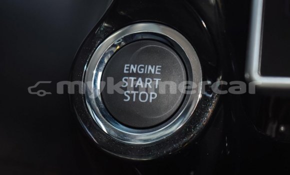 Buy New Toyota Hilux Black Car in Amleang in Kampong Speu Province Buy New Toyota Hilux Black Car in Amleang in Kampong Speu Province