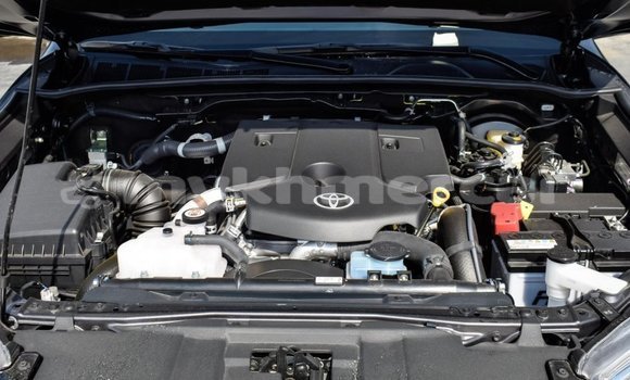 Buy New Toyota Hilux Black Car in Amleang in Kampong Speu Province Buy New Toyota Hilux Black Car in Amleang in Kampong Speu Province