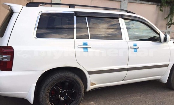 Buy Used Toyota Highlander White Car in Phnom Penh in Phnom Penh Buy Used Toyota Highlander White Car in Phnom Penh in Phnom Penh
