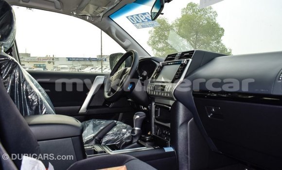 Acheter Import Voiture Toyota Prado Noir à Import - Dubai, Kampot Province Acheter Import Voiture Toyota Prado Noir à Import - Dubai, Kampot Province