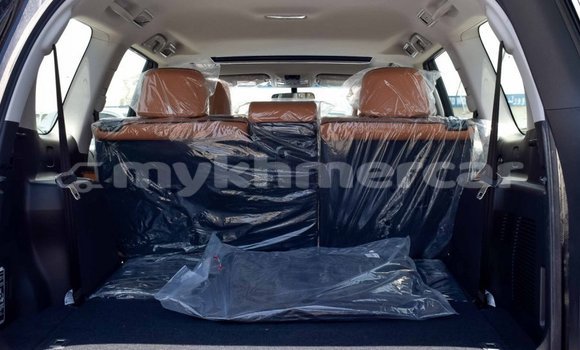 Buy New Toyota Prado Black Car in Amleang in Kampong Speu Province Buy New Toyota Prado Black Car in Amleang in Kampong Speu Province