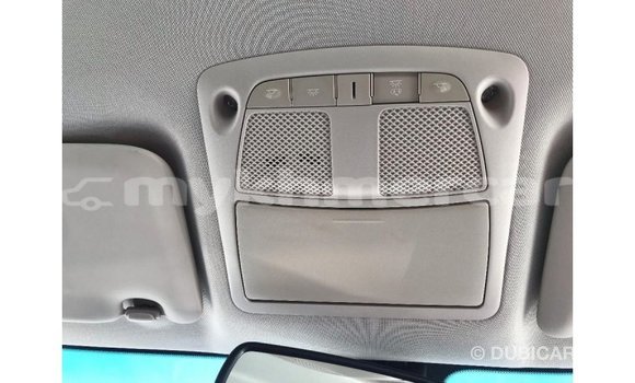 Acheter Import Voiture Mercedes-Benz 250 Bleu à Import - Dubai, Kampot Province Acheter Import Voiture Mercedes-Benz 250 Bleu à Import - Dubai, Kampot Province