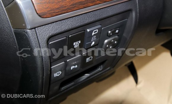 Acheter Import Voiture Toyota Land Cruiser Noir à Import - Dubai, Kampot Province Acheter Import Voiture Toyota Land Cruiser Noir à Import - Dubai, Kampot Province