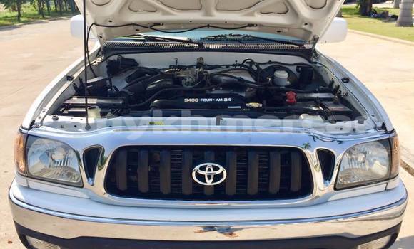 Buy Used Toyota Tacoma White Car in Phnom Penh in Phnom Penh Buy Used Toyota Tacoma White Car in Phnom Penh in Phnom Penh