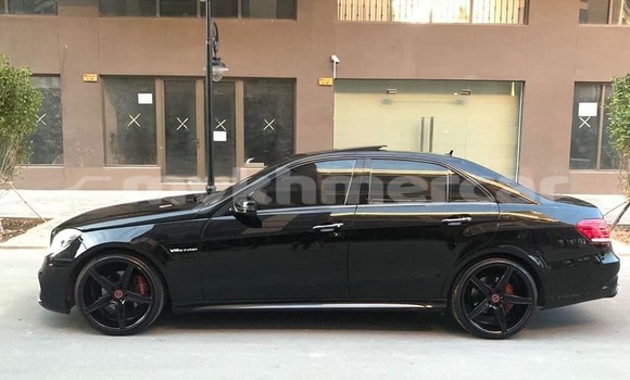 Buy Used Mercedes-Benz E-klasse Black Car in Phnom Penh in Phnom Penh Buy Used Mercedes-Benz E-klasse Black Car in Phnom Penh in Phnom Penh