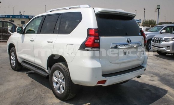 Buy New Toyota Prado White Car in Amleang in Kampong Speu Province Buy New Toyota Prado White Car in Amleang in Kampong Speu Province