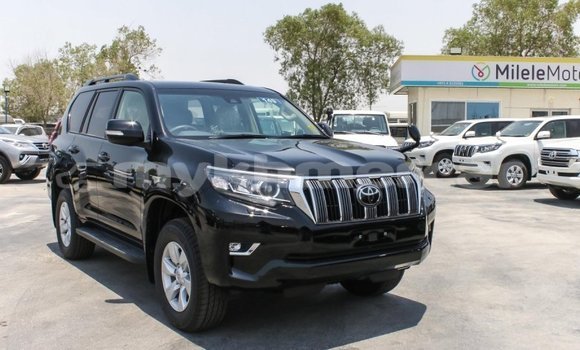 Buy New Toyota Prado Black Car in Amleang in Kampong Speu Province Buy New Toyota Prado Black Car in Amleang in Kampong Speu Province